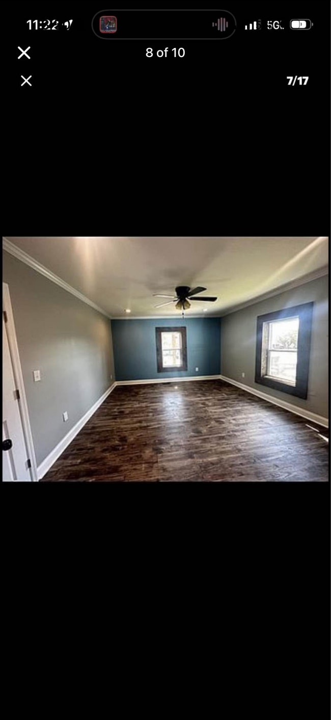 Building Photo - 120 7th St