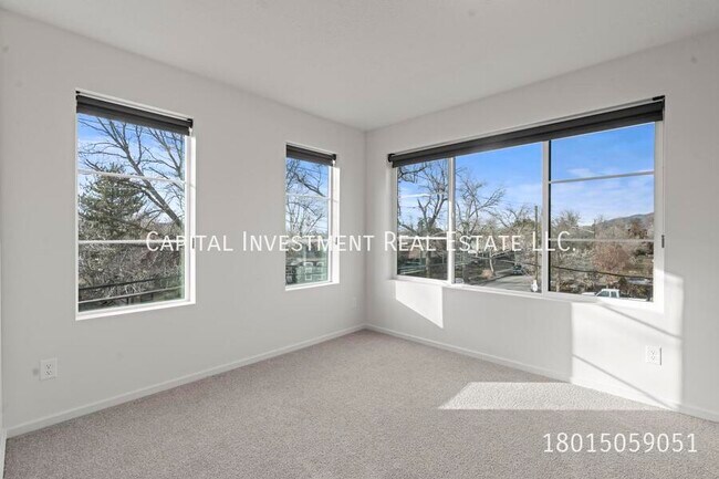 Building Photo - 1689 S W Temple St