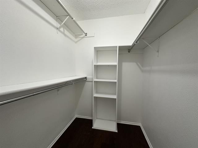 Building Photo - 122 Creekside Ln
