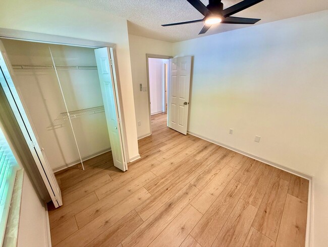 Building Photo - 5010 Trace Manor Ln