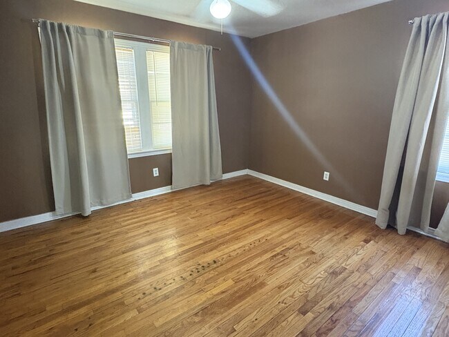 Building Photo - 3511 27th St