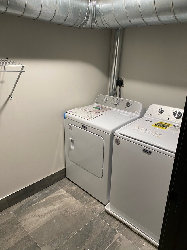 Building Photo - 270 W Pike St