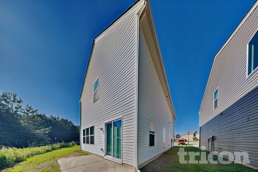 Building Photo - 720 Fraternity Row