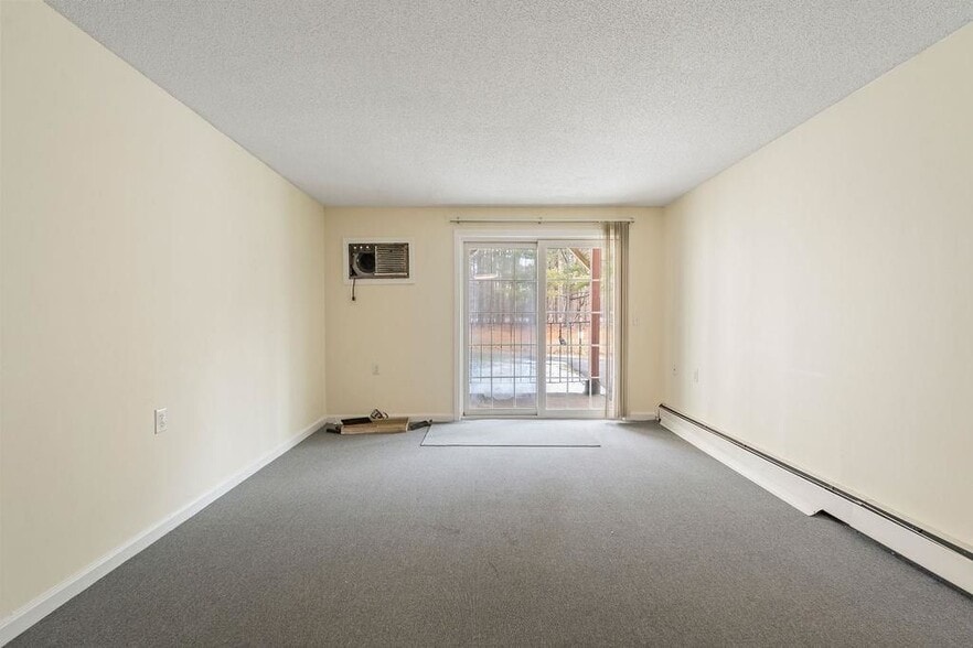 Building Photo - 1703 White Cedar Blvd