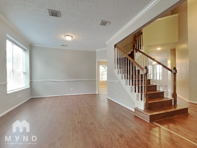 Building Photo - 3707 Lauderwood Ln