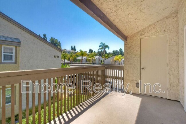 Building Photo - 8545 Villa La Jolla Dr