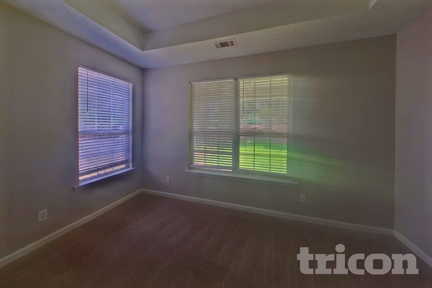 Building Photo - 3329 Coach House Ct