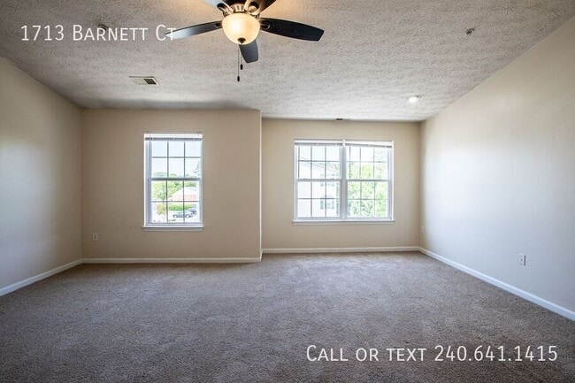 Building Photo - 1713 Barnett Ct