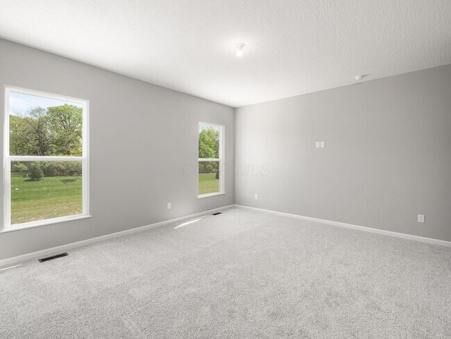 Building Photo - 37 Littondale Dr