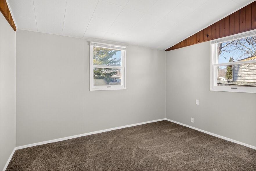 Building Photo - 7525 Mildred Rd