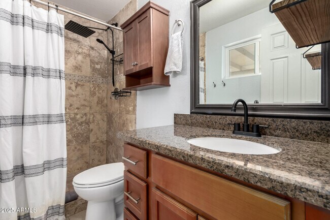 Building Photo - 3503 E Campo Bello Dr