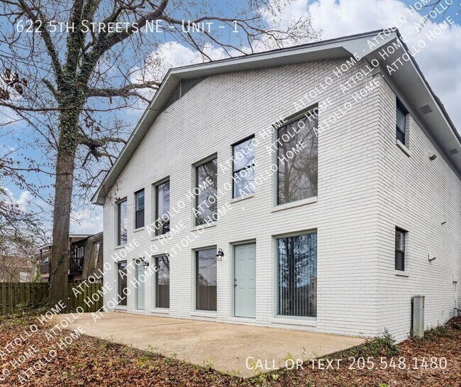 Building Photo - 622 5th St NE