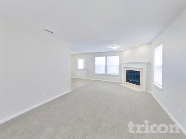 Building Photo - 522 Harmony Dr