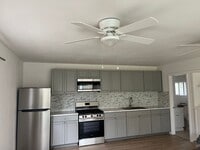 Building Photo - Totally remodeled guesthouse - available a...