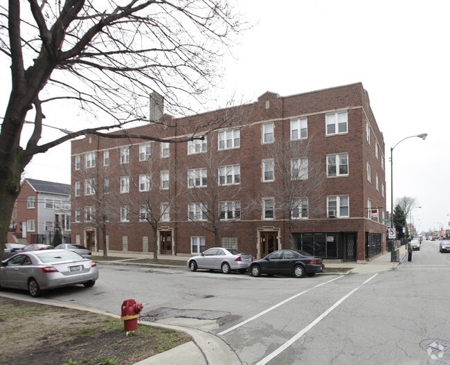 Primary Photo - 2456-2458 W Diversey Ave