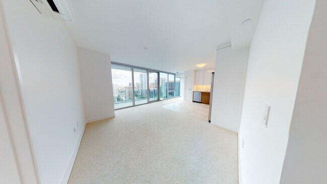 Building Photo - 2BD/2BA/1PRKG Condo Rental at Azure Ala Mo...