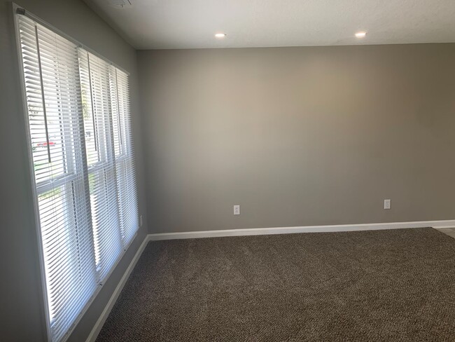 Building Photo - Welcome Home!
