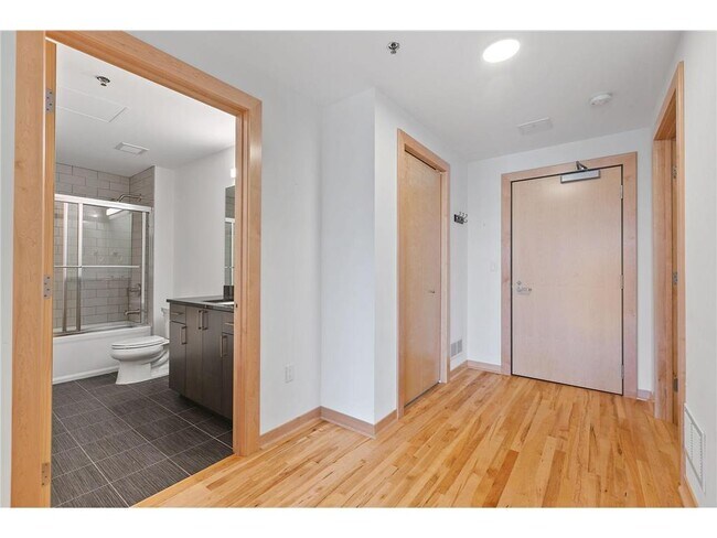 Building Photo - 1240 S 2nd St