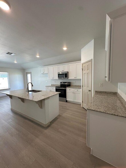 Building Photo - 1321 Bajada St