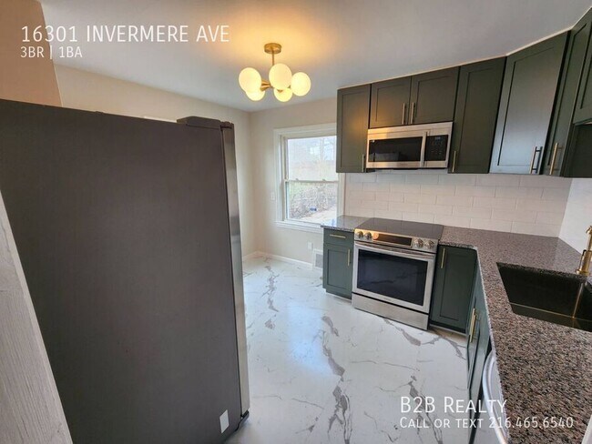 Building Photo - 16301 Invermere Ave