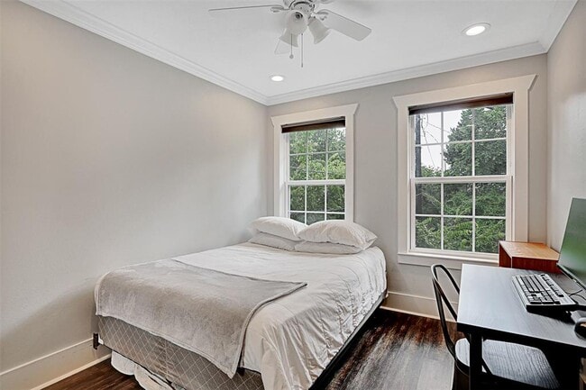 Building Photo - 1716 Haver St