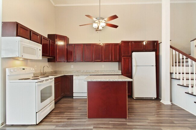 Building Photo - nsf0508