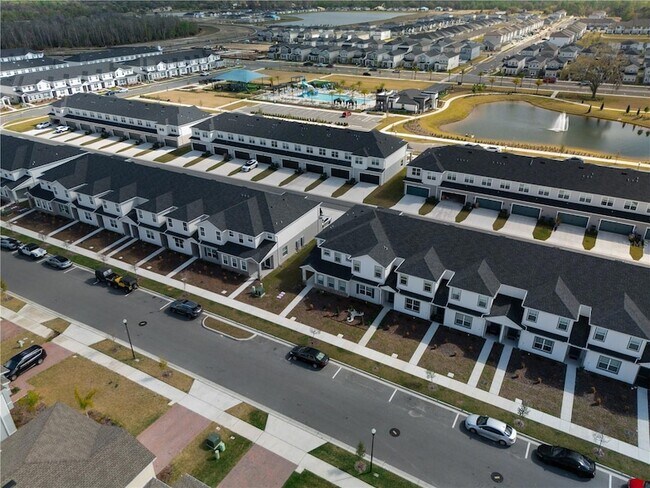 Building Photo - 387 Crossings Ave