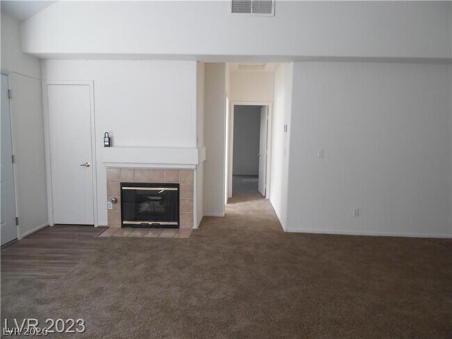 Building Photo - 5125 W Reno Ave