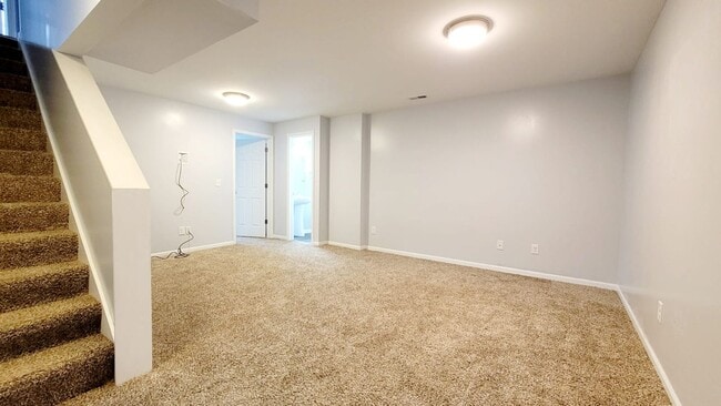 Building Photo - 1533 Tall Grass Prairie Dr