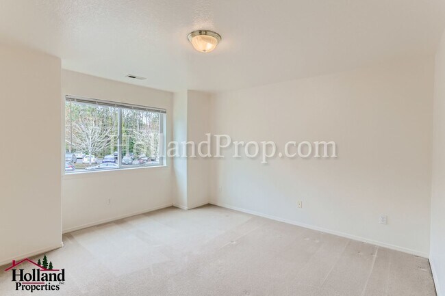 Building Photo - 3060-3062 Lazy River Dr