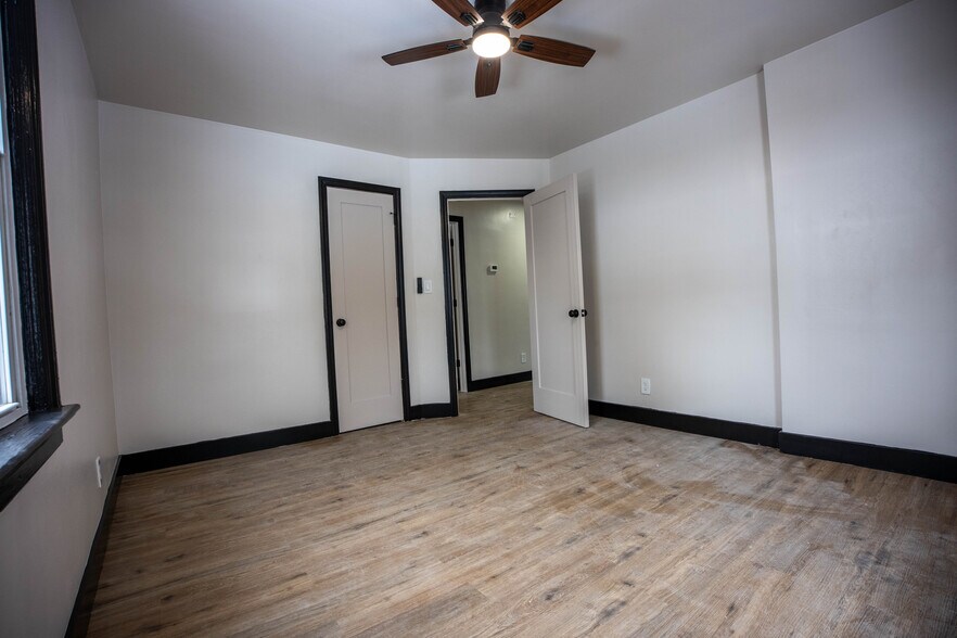 Master Bedroom - 111 E Garwood Ave