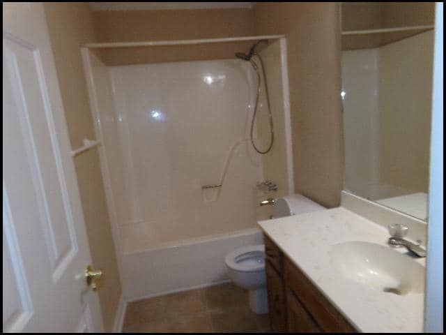 Building Photo - 12 Cedar Point Ct