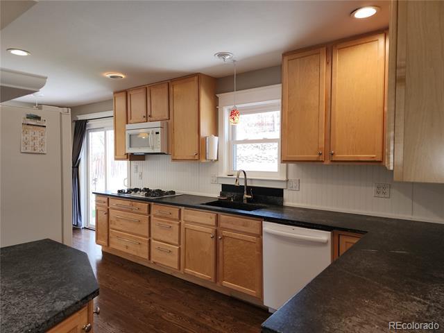 Building Photo - 525 Hartford Dr