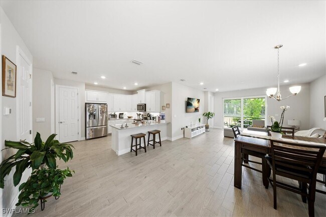 Building Photo - 1074 Enbrook Lp