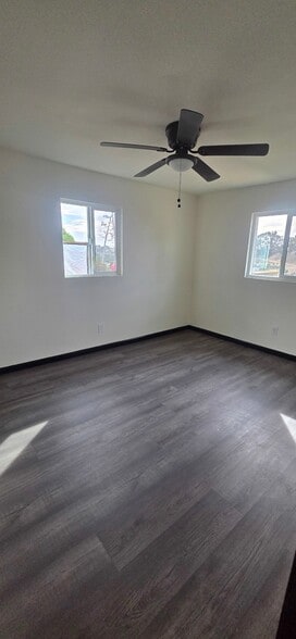 Building Photo - 754 Marjorie Dr