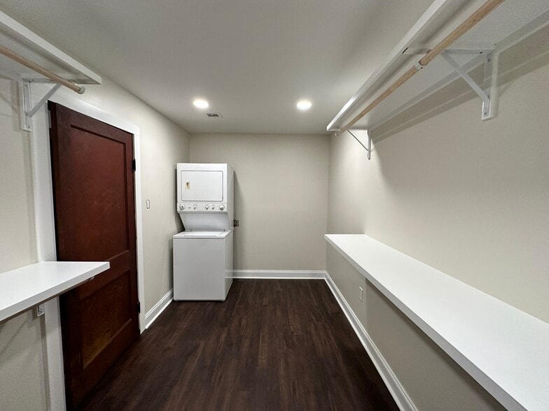Master Closet - 426 Bellevue St