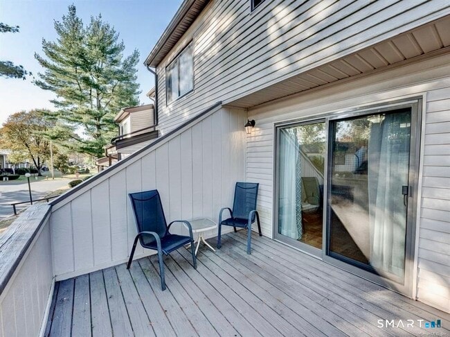 Building Photo - 122 Cottonwood Rd