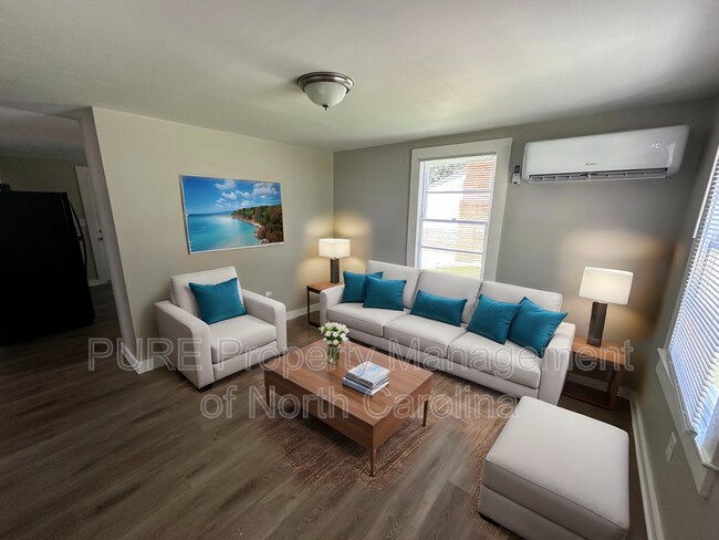 Building Photo - 204 Bookington Dr