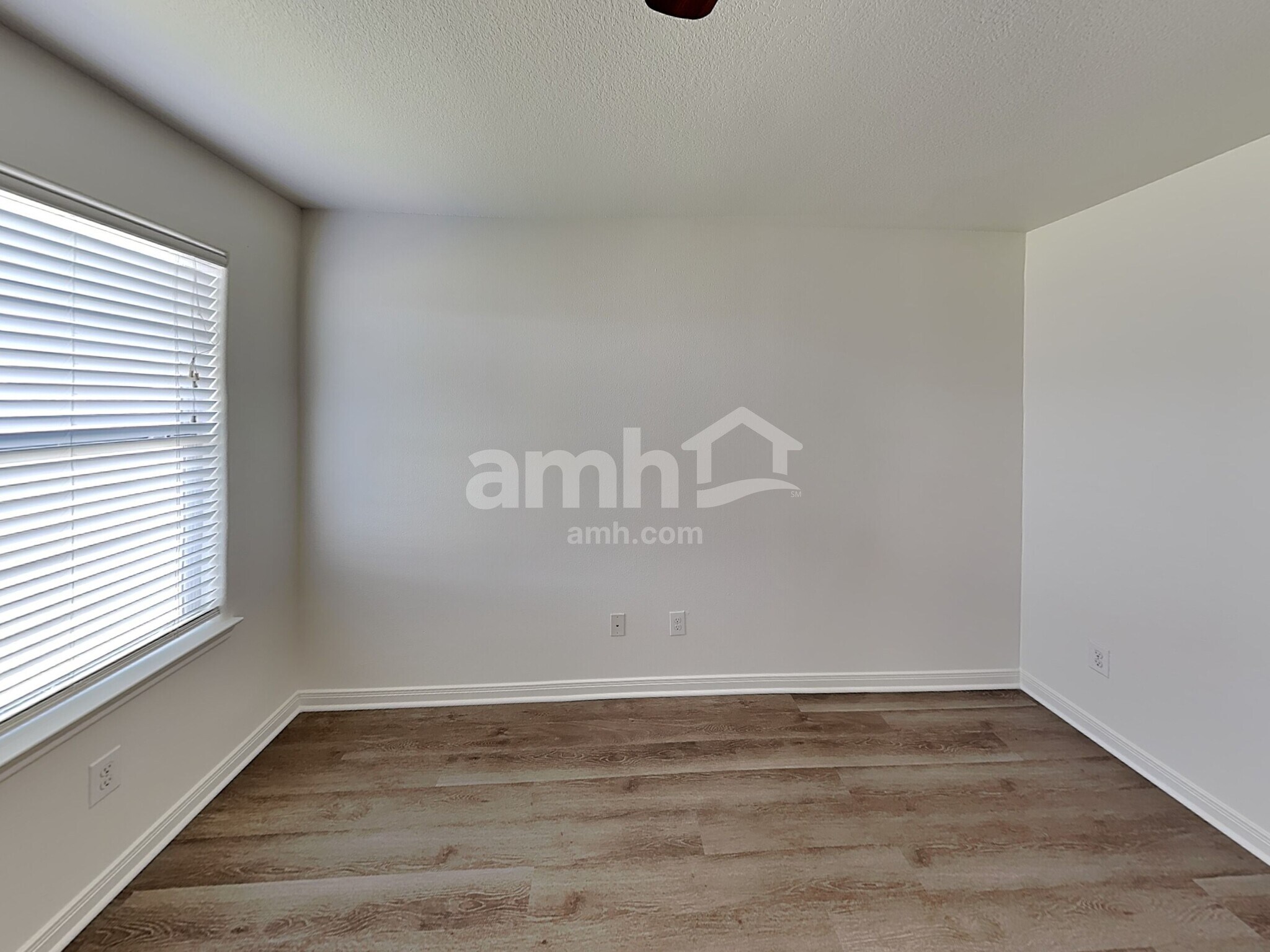 Building Photo - 9422 Ivory Trail Ln