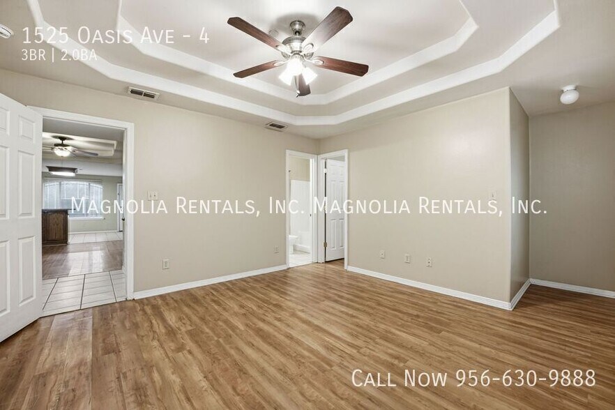 Building Photo - 1525 Oasis Dr