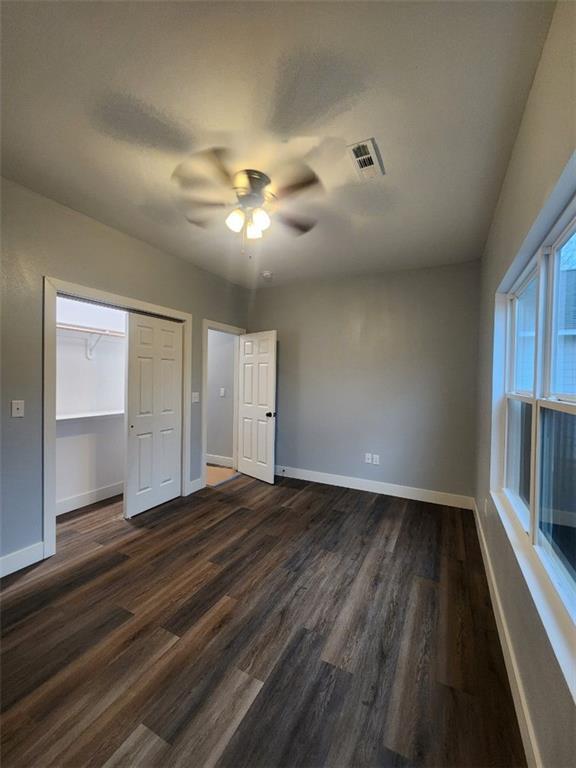 Building Photo - 394 E North St