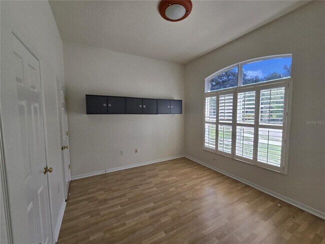 Building Photo - 15305 PALOMA PARK Ln