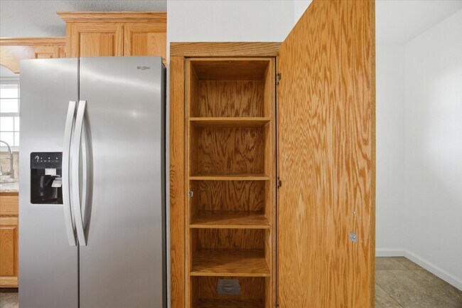 Building Photo - 12384 Co Rd 800