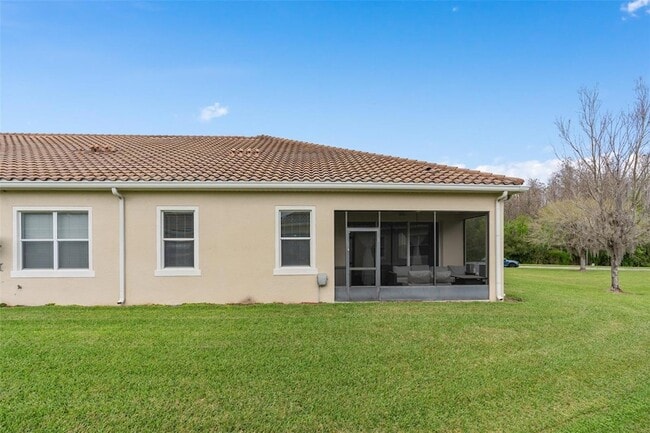 Building Photo - 2400 Harwich Dr