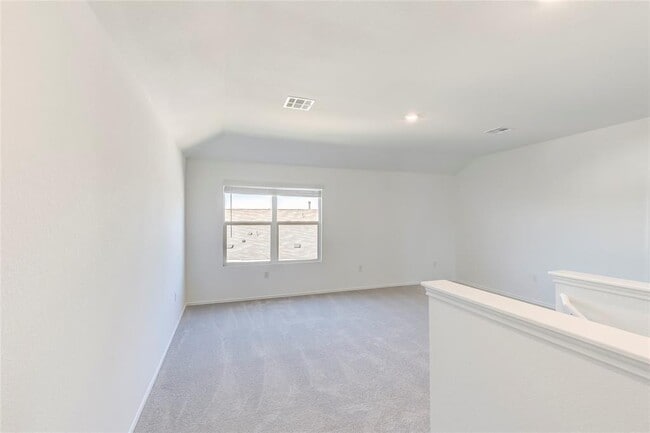 Building Photo - 102 Miglia St