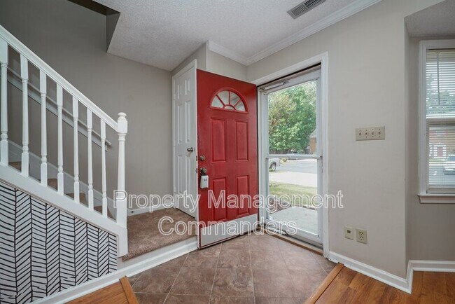 Building Photo - 117 Kingsbridge Ln