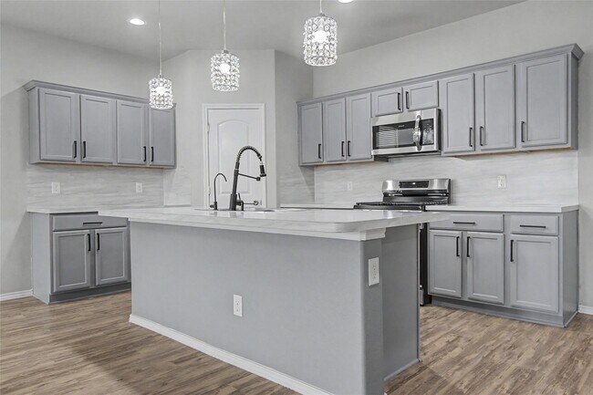 Building Photo - 20926 Corisande St