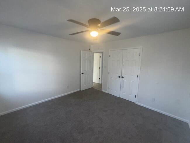 Building Photo - 3806 Airedale Ct