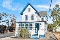 Building Photo - 616 W Ocean Heights Ave