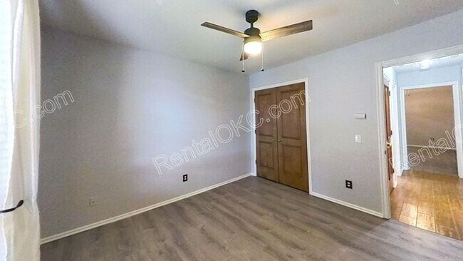 Building Photo - Spacious Edmond 4-Bed, 3-Bath Home with Storm Shelter